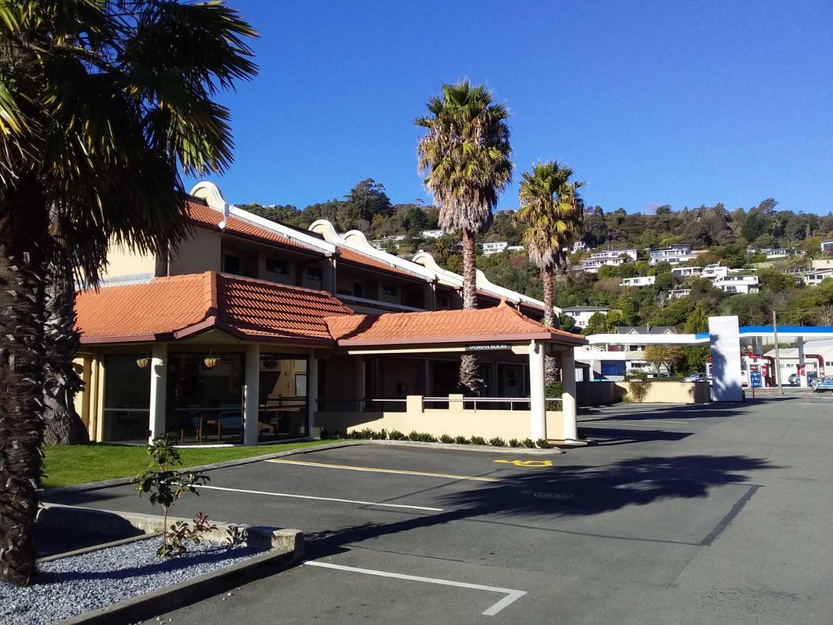 The Beachcomber Hotel Nelson Exterior photo
